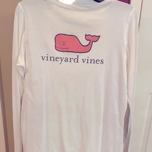 Vineyard vines large t shirt